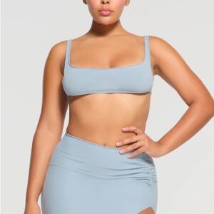 SKIMS NWT raw edge bra top